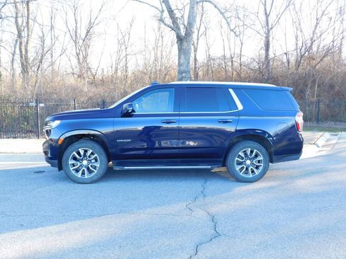 Used 2021 Chevrolet Tahoe LT w/ LT Signature Package image 2