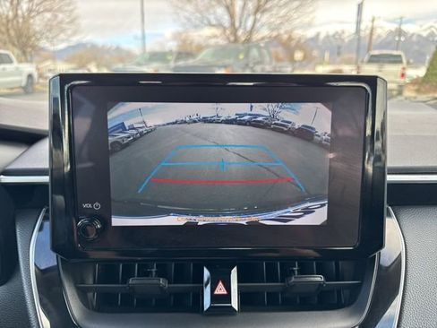 Used 2023 Toyota Corolla LE image 22