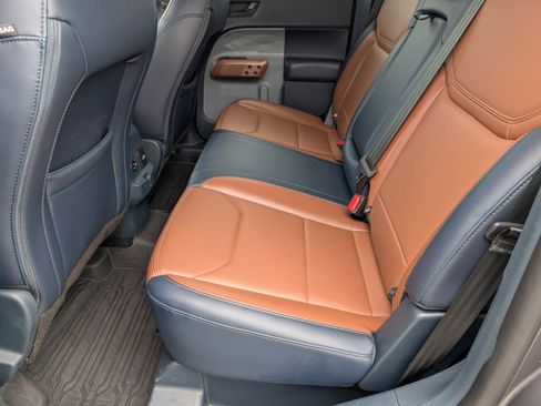 Used 2022 Ford Maverick Lariat w/ Lariat Luxury Package FWD image 30