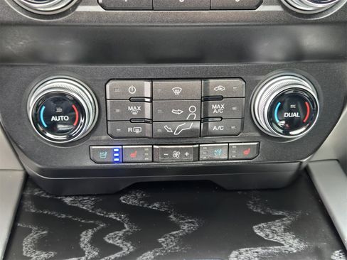 Used 2019 Ford F250 Platinum w/ Platinum Ultimate Package image 17