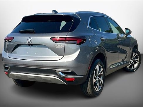Used 2022 Buick Envision Essence w/ Technology Package I image 2