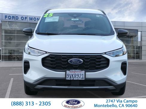 Used 2025 Ford Escape ST-Line w/ Equipment Group 301A image 9
