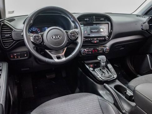 Used 2020 Kia Soul EX FWD image 7