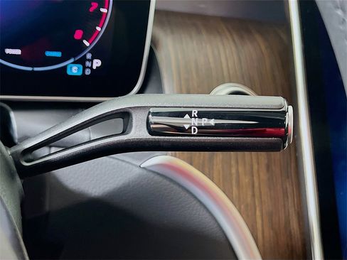 New 2025 Mercedes-Benz GLC 300 4MATIC image 17