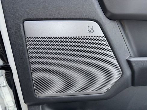 Used 2024 Ford F150 Lariat image 12