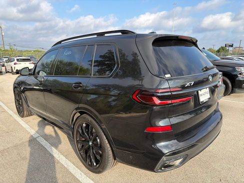 Certified 2026 BMW X7 xDrive40i w/ M Sport Package AWD/4WD image 3