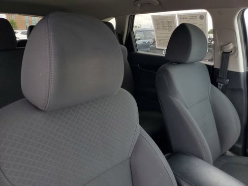 Used 2020 Kia Sorento L FWD image 19