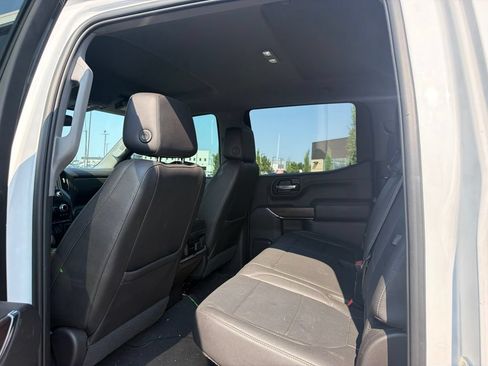 Used 2022 GMC Sierra 1500 SLT AWD/4WD image 9