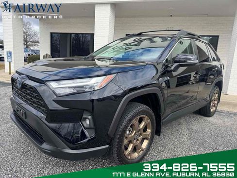 Used 2024 Toyota RAV4 AWD Hybrid image 2