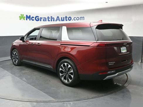 Used 2024 Kia Carnival EX FWD image 21