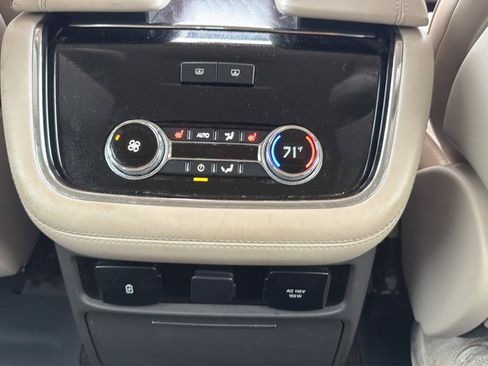 Used 2019 Lincoln Navigator Reserve AWD/4WD image 21