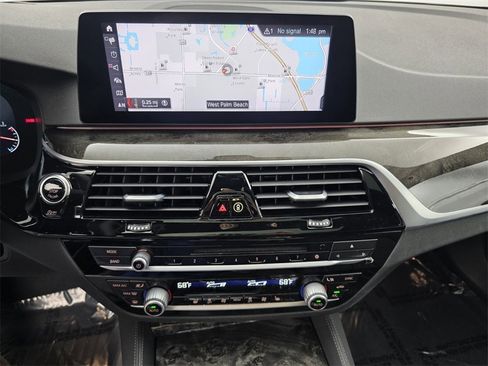Used 2019 BMW 540i xDrive w/ M Sport Package image 23