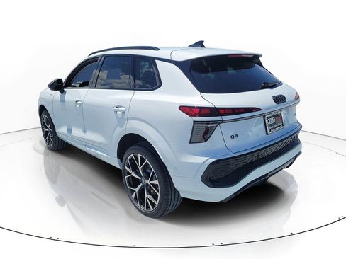 New 2026 Audi Q3 quattro 2.0T AWD/4WD image 3
