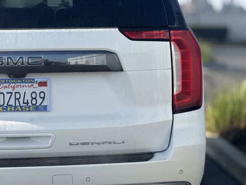 Certified 2023 GMC Yukon XL Denali Ultimate image 8