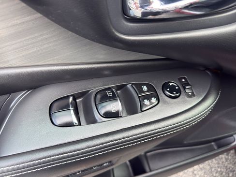 Used 2017 Nissan Murano SL AWD/4WD image 12