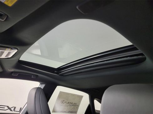 New 2026 Lexus RX 450h AWD image 4