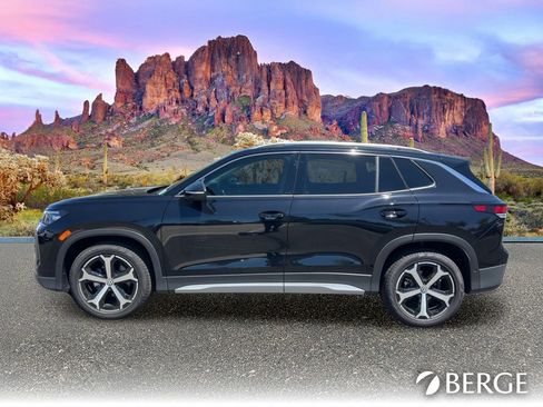 New 2026 Volkswagen Tiguan SE FWD image 3