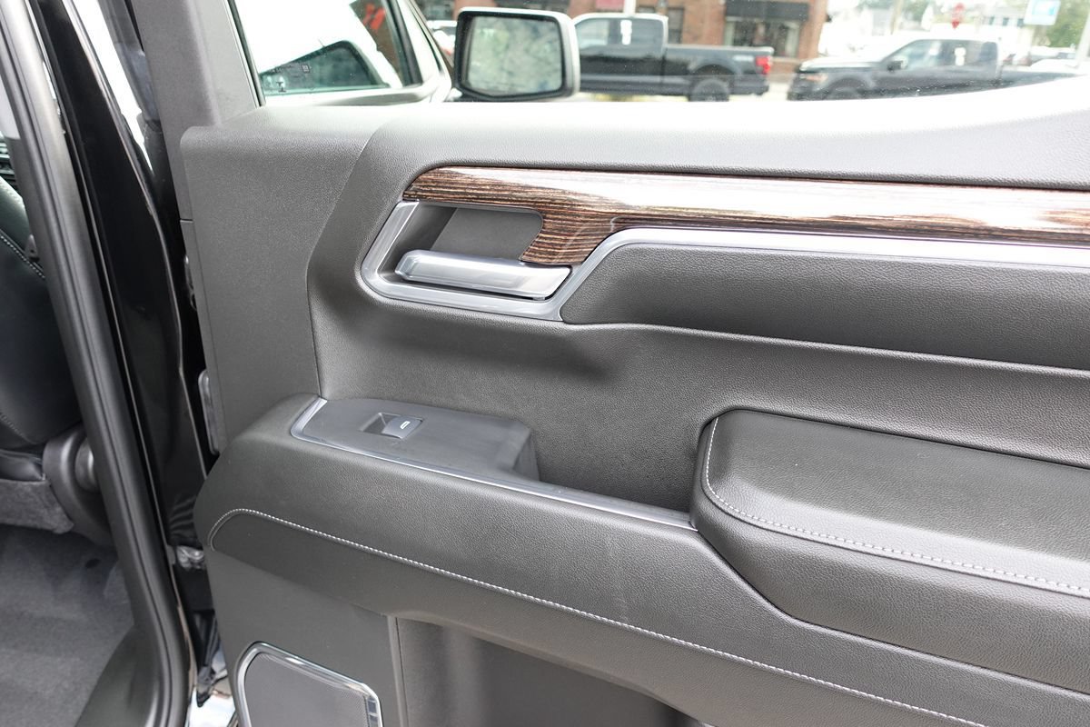 Used 2024 GMC Sierra 1500 Elevation AWD/4WD image 31