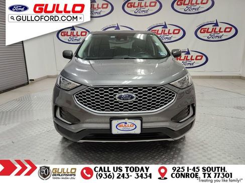 Used 2023 Ford Edge SEL image 2