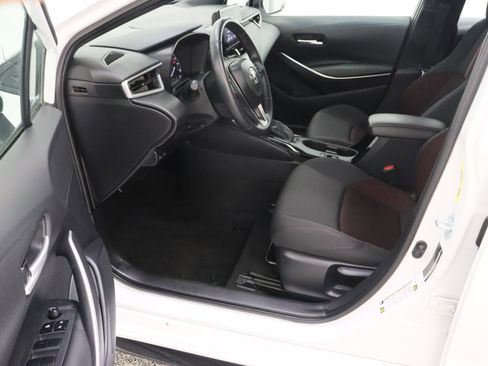 Certified 2024 Toyota Corolla SE FWD image 14
