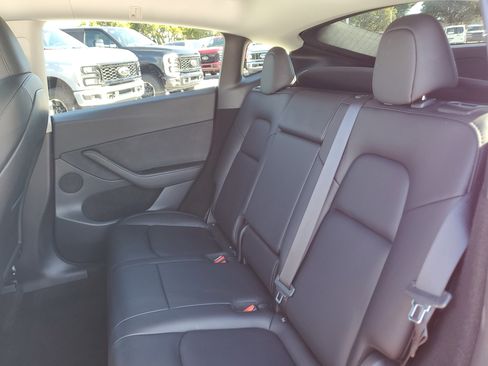 Used 2024 Tesla Model Y Performance image 13