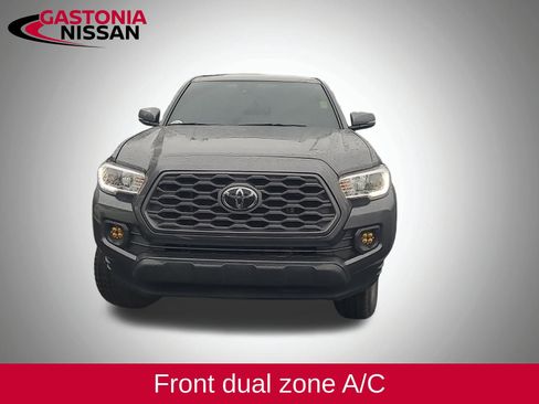 Used 2022 Toyota Tacoma TRD Off-Road image 3