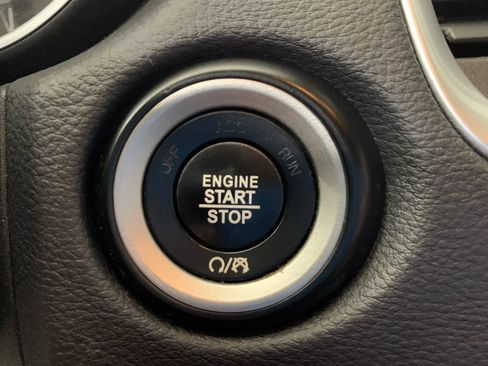 Used 2019 Dodge Durango SXT w/ 3rd Row Seating Group AWD/4WD image 27