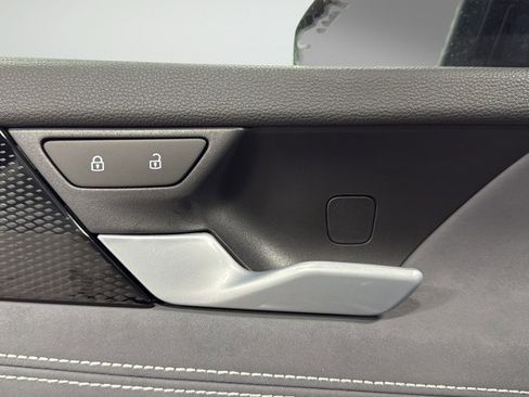 New 2026 Volkswagen Tiguan SE R-Line AWD/4WD image 16