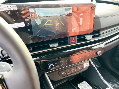 New 2026 Kia Carnival SX Prestige FWD image 24