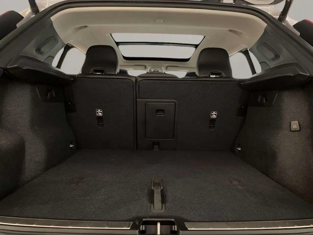 Used 2025 Volvo XC40 B5 Plus AWD/4WD image 83