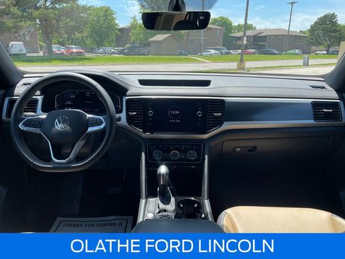 Used 2023 Volkswagen Atlas Cross Sport SE AWD/4WD image 13