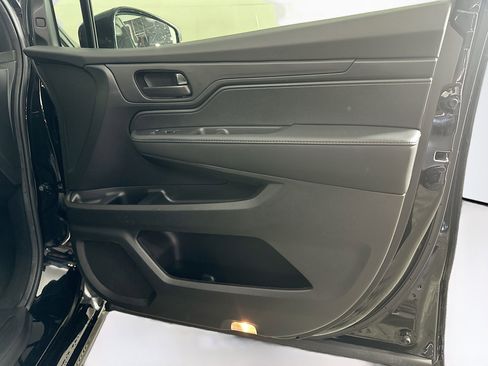 Used 2025 Honda Odyssey Sport-L image 30