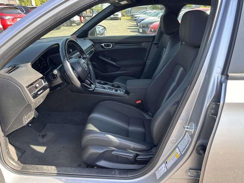 Used 2023 Honda Civic Sport image 11