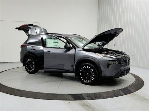 New 2026 Nissan Rogue SV image 9