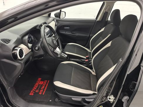 Used 2021 Nissan Versa SV FWD image 16