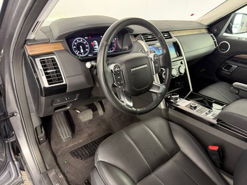Used 2018 Land Rover Discovery HSE AWD/4WD image 4