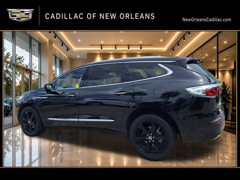 Used 2023 Buick Enclave Essence w/ Experience Buick Package FWD image 5