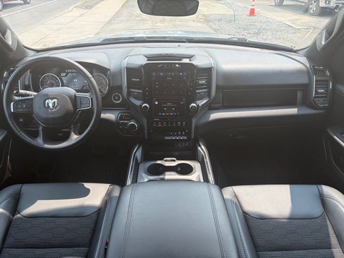 Used 2024 RAM 1500 Big Horn AWD/4WD image 34
