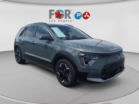 Used 2023 Kia Niro Wave FWD image 7