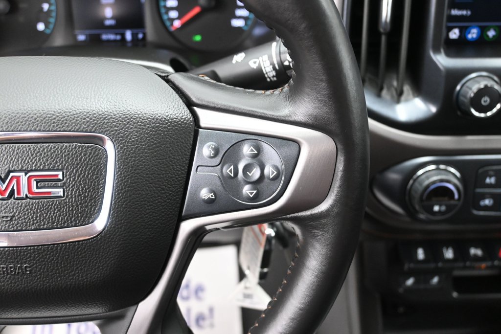 Used 2022 GMC Canyon AT4 w/ Driver Alert Package AWD/4WD image 13