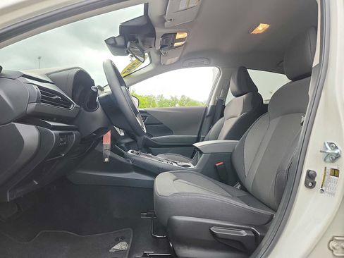 Used 2024 Subaru Crosstrek 2.0i AWD/4WD image 13