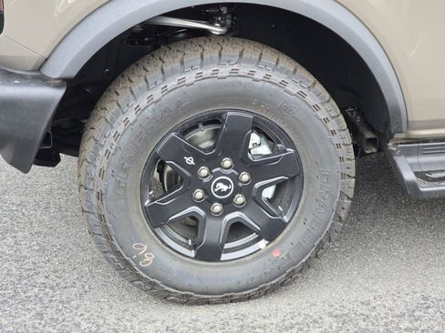 New 2025 Ford Bronco Outer Banks image 12