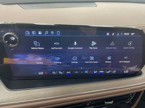 New 2026 Chevrolet Tahoe High Country w/ LPO, Illumination Package AWD/4WD image 3