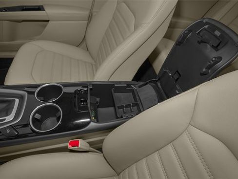 Used 2013 Ford Fusion SE image 17