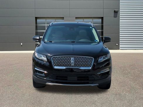 Used 2019 Lincoln MKC Reserve AWD/4WD image 2