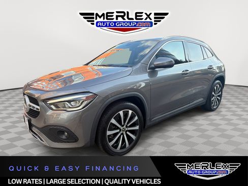 Used 2021 Mercedes-Benz GLA 250 4MATIC w/ Premium Package image 1
