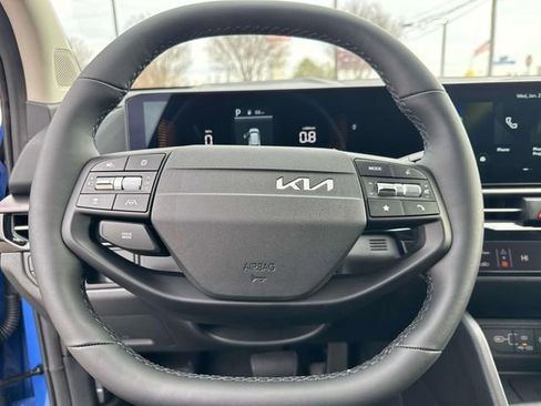 New 2026 Kia Sportage EX w/ EX Panorama Roof Package FWD image 26