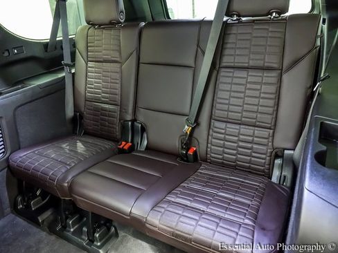 Certified 2023 Cadillac Escalade ESV Premium Luxury Platinum w/ Heavy-Duty Trailer Package image 11