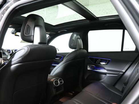 Used 2026 Mercedes-Benz GLC 300 4MATIC image 26