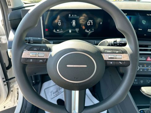 New 2026 Hyundai Tucson SE image 25